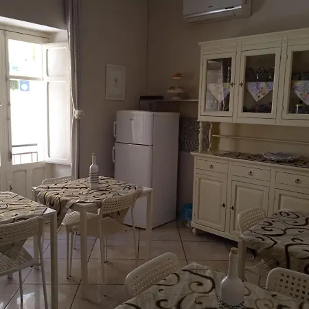 فندق مبيت وإفطار Il Sole Del Mediterraneo 3*