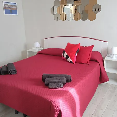 فندق مبيت وإفطار Il Sole Del Mediterraneo 3*